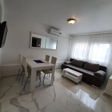 Apartment Luxury Domgjoni